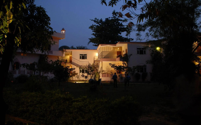 Raj Palace Resort
