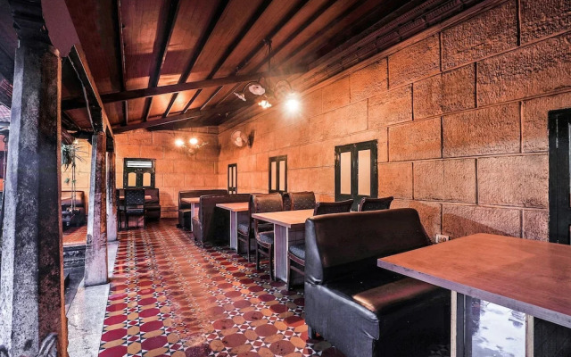 OYO 11316 Athithi INN