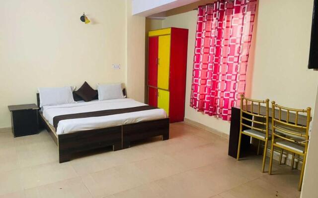 Oyo 80615J A K Continental