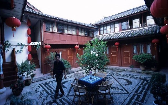 Lijiang Shu Ying Inn