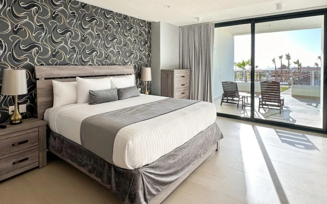 New 3BR Ground Floor Las Palomas Condo