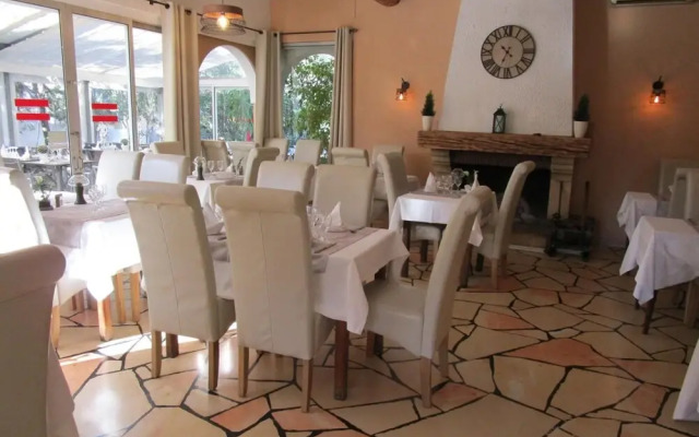 La Petite Auberge