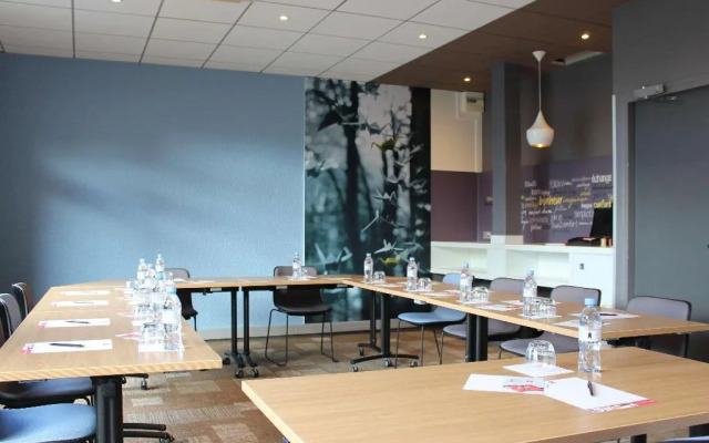 Ibis Evry-Courcouronnes