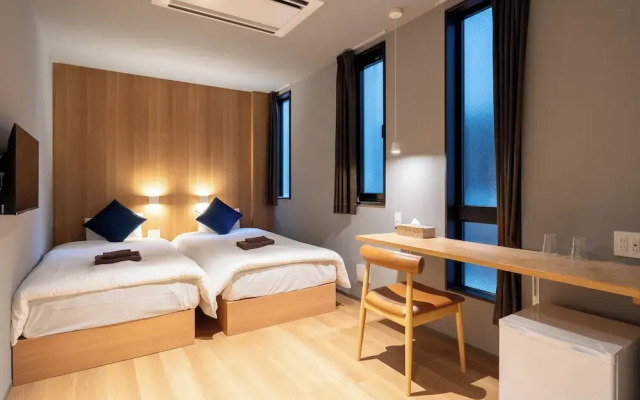 Zone Shinsaibashi West