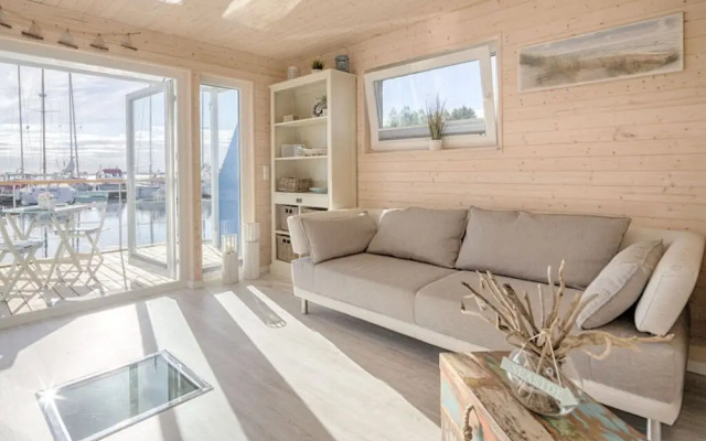 Antje Frieda Comfortable Holiday Residence