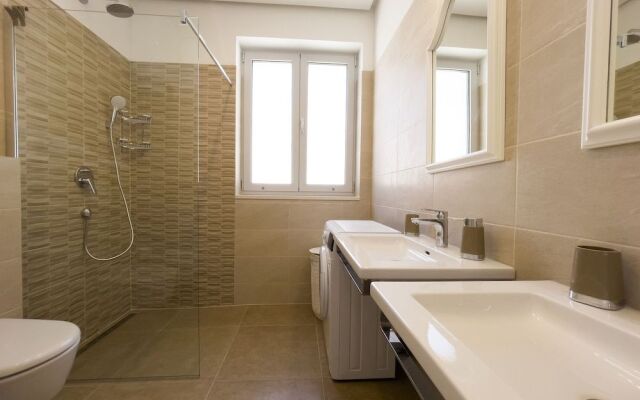 Beach Residences Caroline