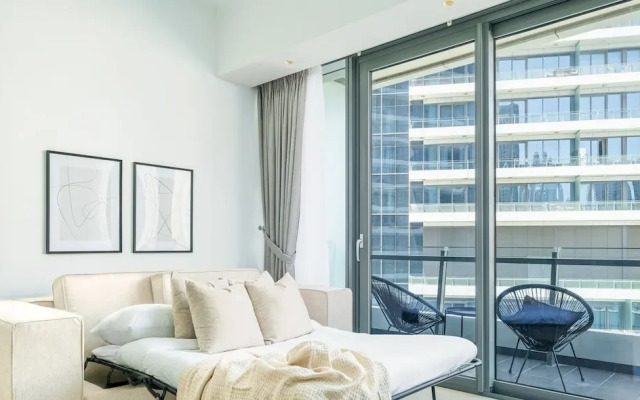 LUX - Dubai Marina Waterfront Suite 2