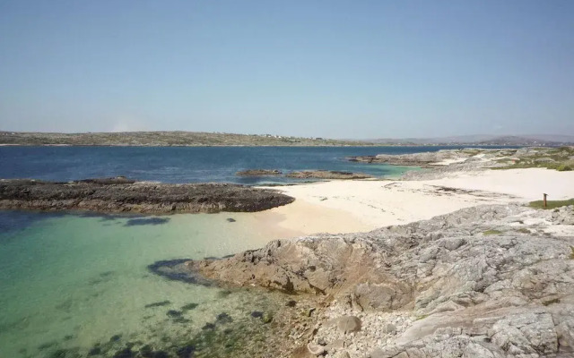 Cnocan Na Cuaigh Carraroe