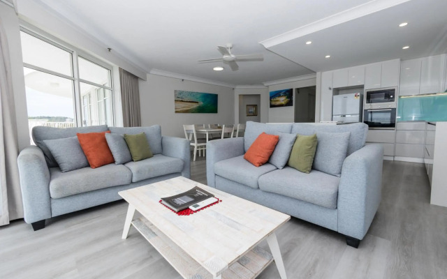 Burleigh Surf Apartments