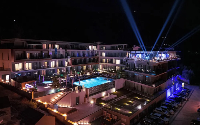 Royal Blue Resort & Residence