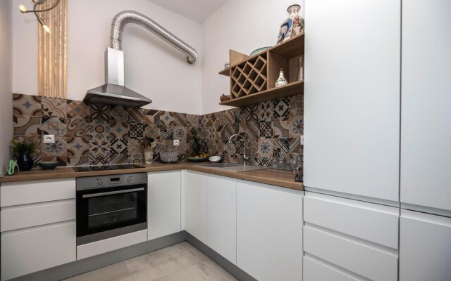 Beautiful Home in Baska Voda With Wifi and 2 Bedrooms