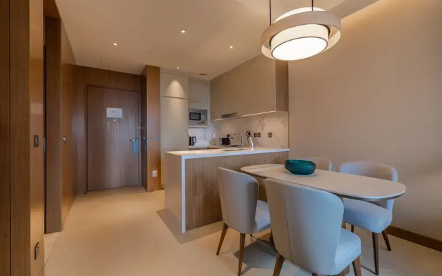 Address Opera 1205 Downtown