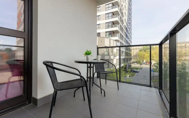 Metro Płocka Apartment Warsaw by Renters