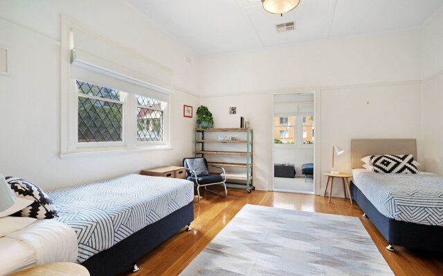 Newcastle Executive Homes - Cooks Hill Cottage