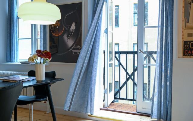 Beautiful 3 Bedroom Apartment In A Lovely Neighborhood Of Christianshavn