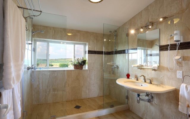 Seven Generations Winery Hotel & SPA