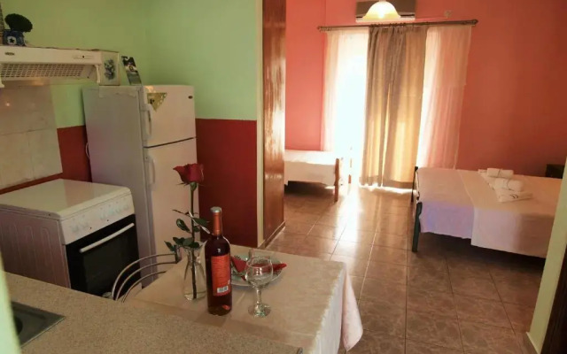 Elena Apartments stoypa