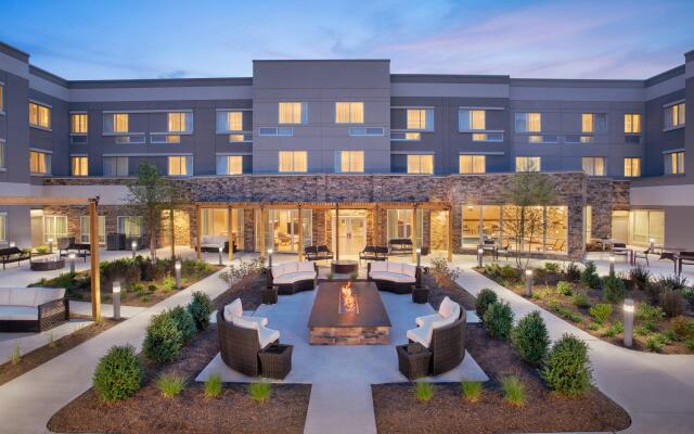 Courtyard by Marriott Wayne Fairfield