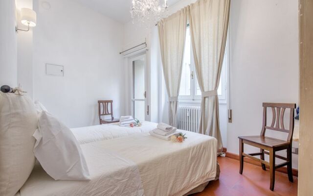 Pitti Luxury Apartment