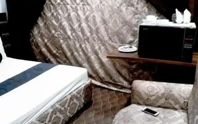 Royal suites Hotel