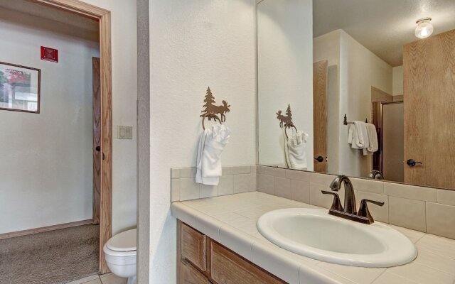 221 Cinnamon Ridge I 2 Bedroom Condo by RedAwning