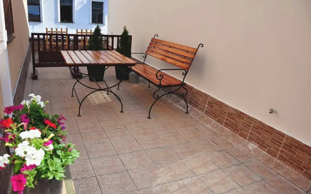 Revolucion Hostel