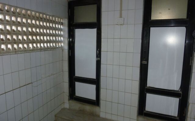Yadgar Guest House