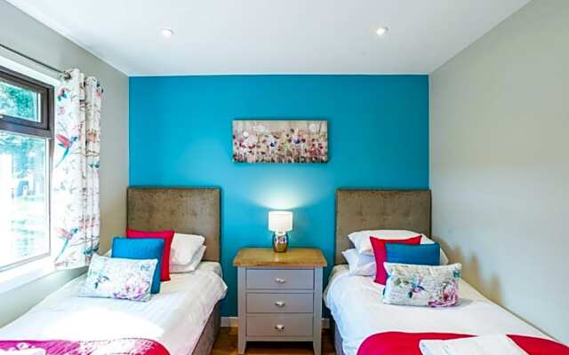 Birch Plus Lodges