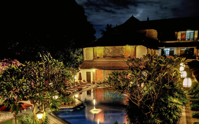 Ari Putri Hotel