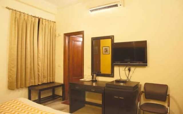 12075 Hotel Regalia Retrea