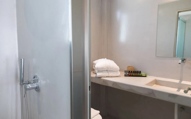 Piperaki Project Paros