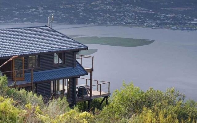 Alkira Lodge
