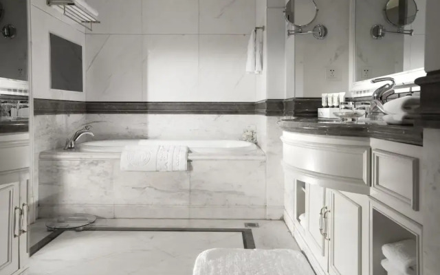 Ovation Three-Convalescence Hotel