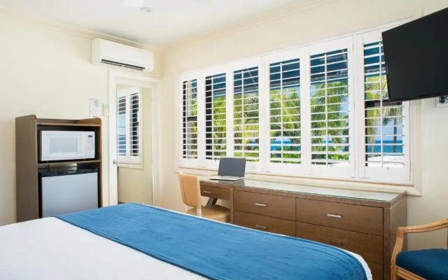High Noon Beach Resort