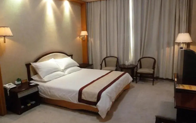 Liangyuan International Hotel - Suining