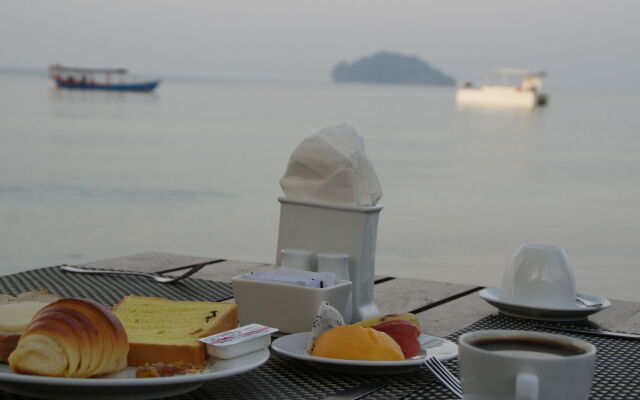 Mary Beach Hotel and Resort