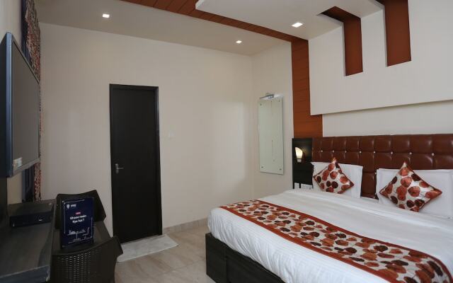 OYO 12178 Ayushmaan Grand