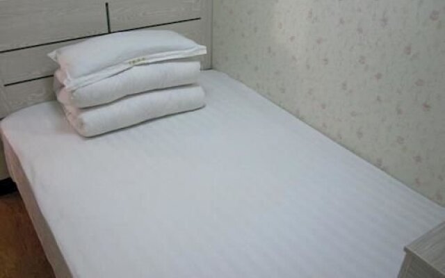Bomeng Hotel
