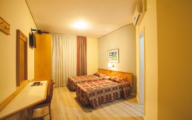 Hotel Curitiba Palace Slim