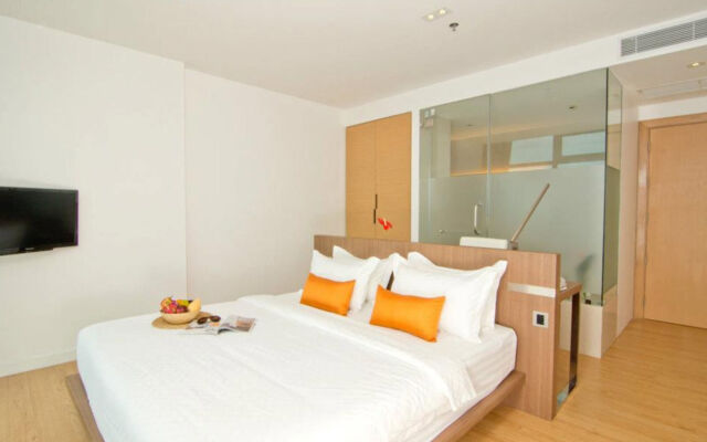 Seven Zea Chic Hotel