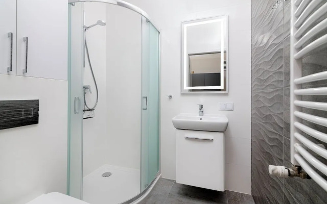 EASY RENT Apartments- KOSMOS