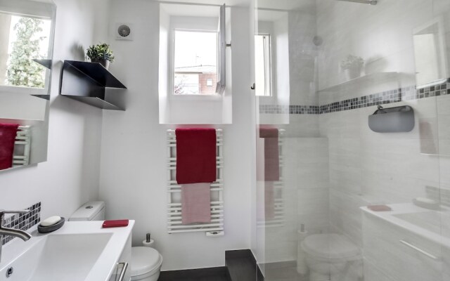 Fontainebleau Sweet Home