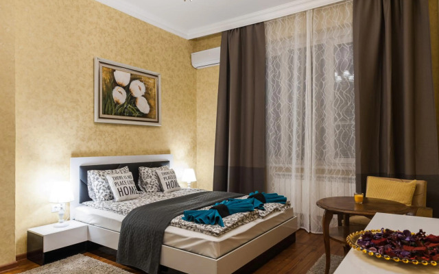 Vitosha Blvd - 2BR LUX APART