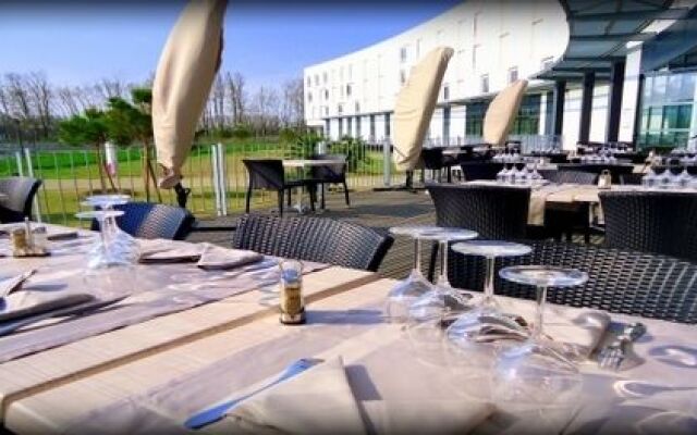 Fluvia Hotel Residence