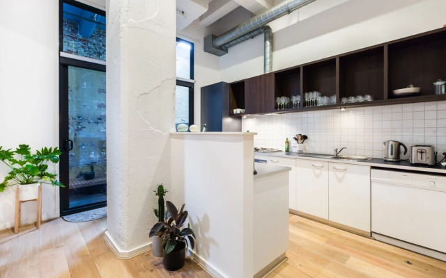 Isla 2Bdr Fitzroy Apartment