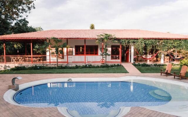 Hacienda Venecia Main House & Coffee Lodge