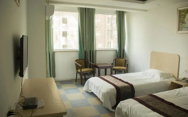 Lanting Business Hotel(青岛兰亭商务宾馆)