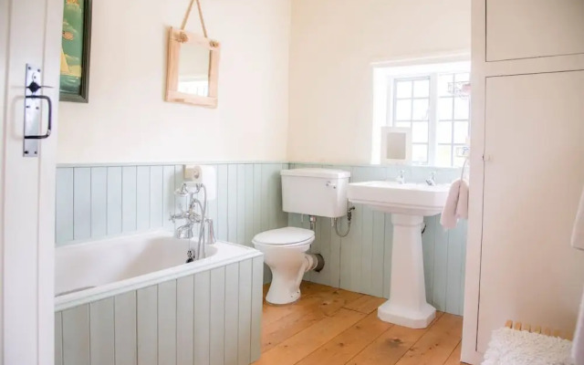 Manor Lodge, Walberswick