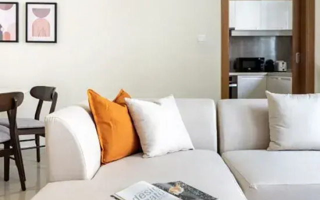 Newly furnished Downtown 1BR | Pet Friendly