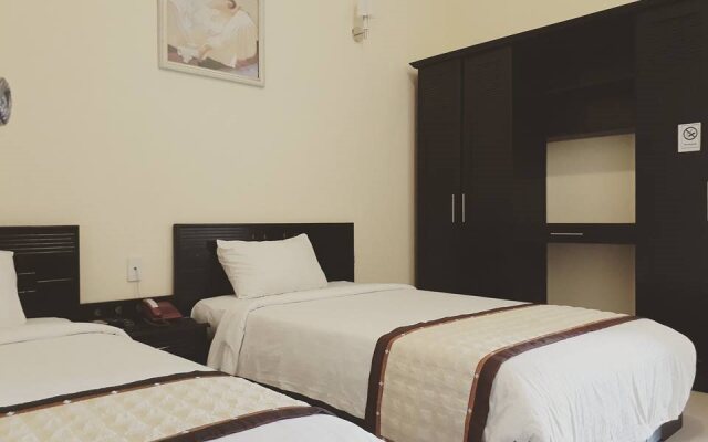 Los Hotel